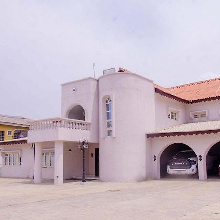 Large 4 Bedroom Villa With 2 Bedroom Guest House In Owode Ibese, Ikorodu Exterior photo