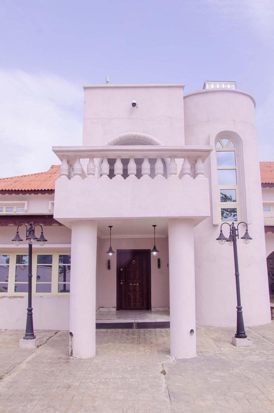 Large 4 Bedroom Villa With 2 Bedroom Guest House In Owode Ibese, Ikorodu Exterior photo